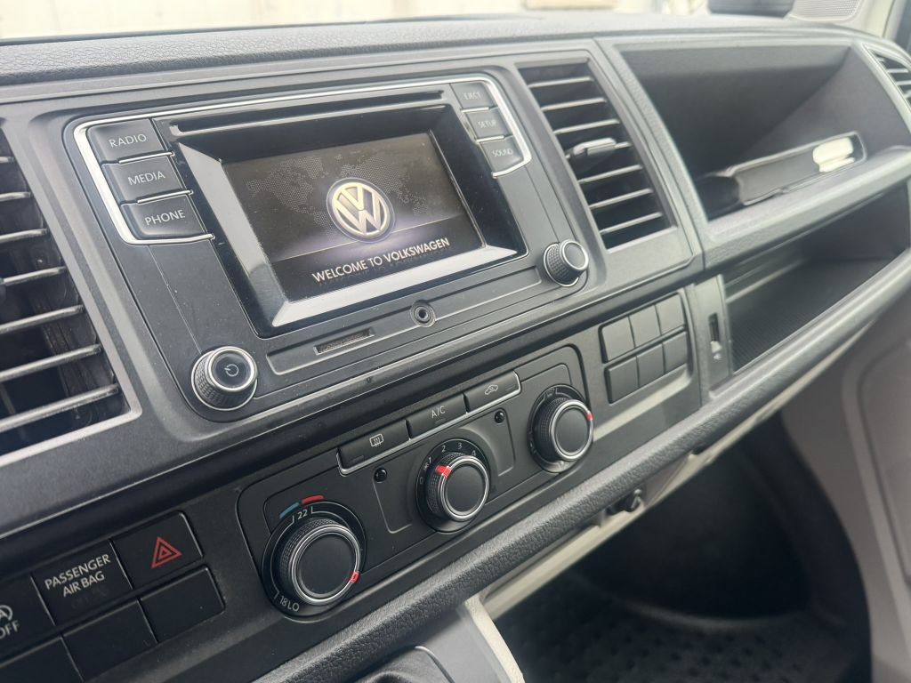 Volkswagen T6 Transporter 2016
