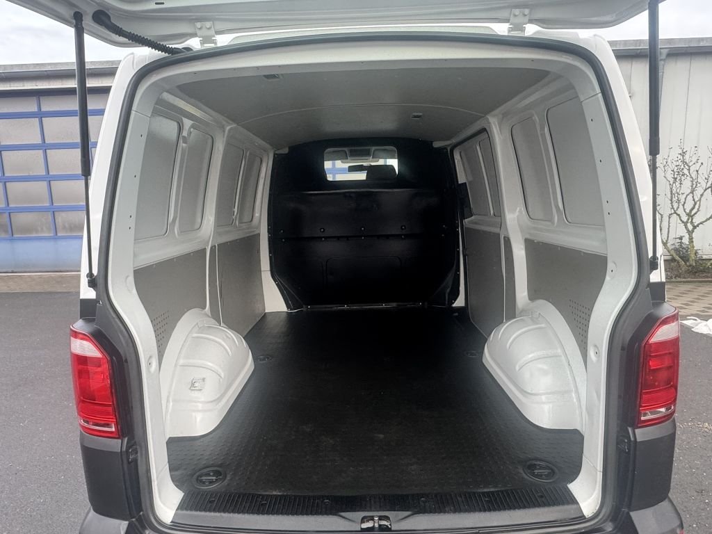 Volkswagen T6 Transporter 2016