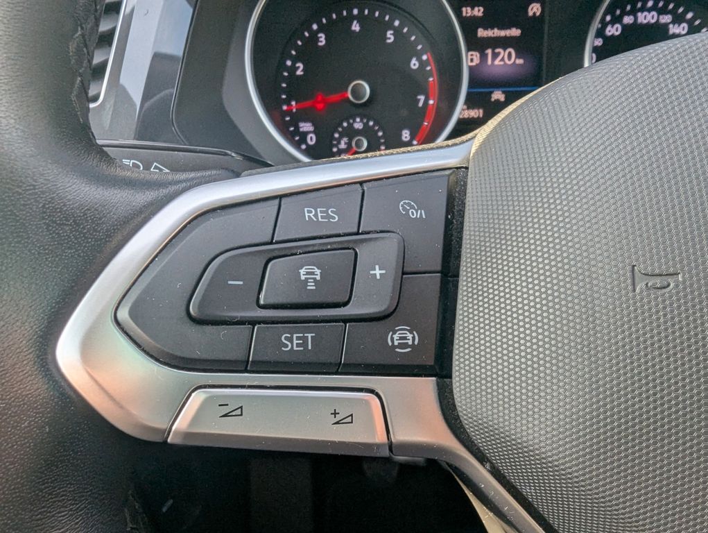 Volkswagen Tiguan 2022