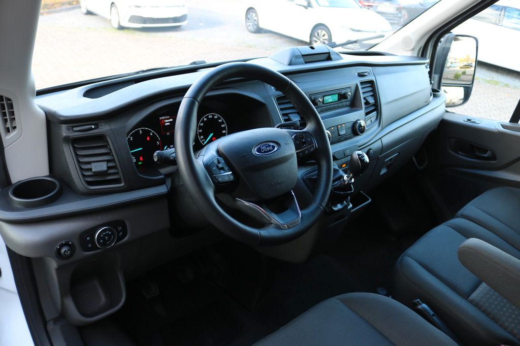 Ford Transit 2023