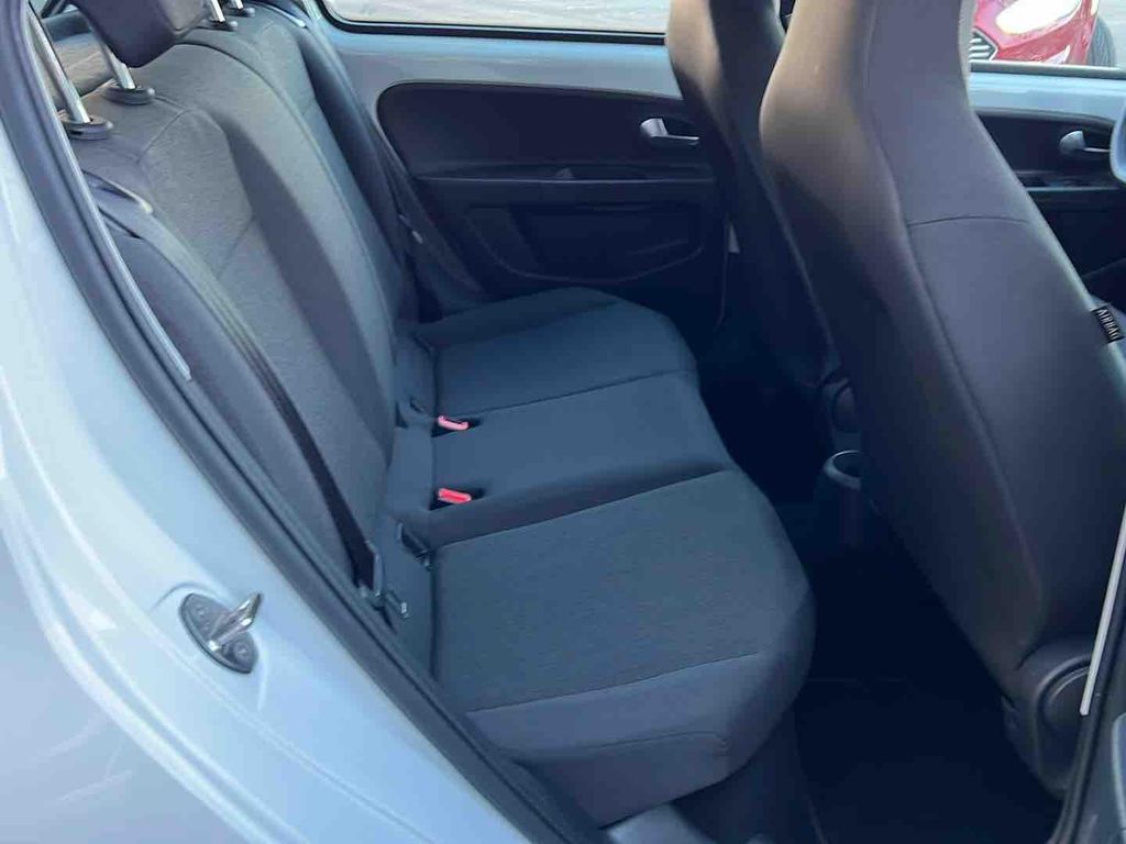 Volkswagen up! 2021