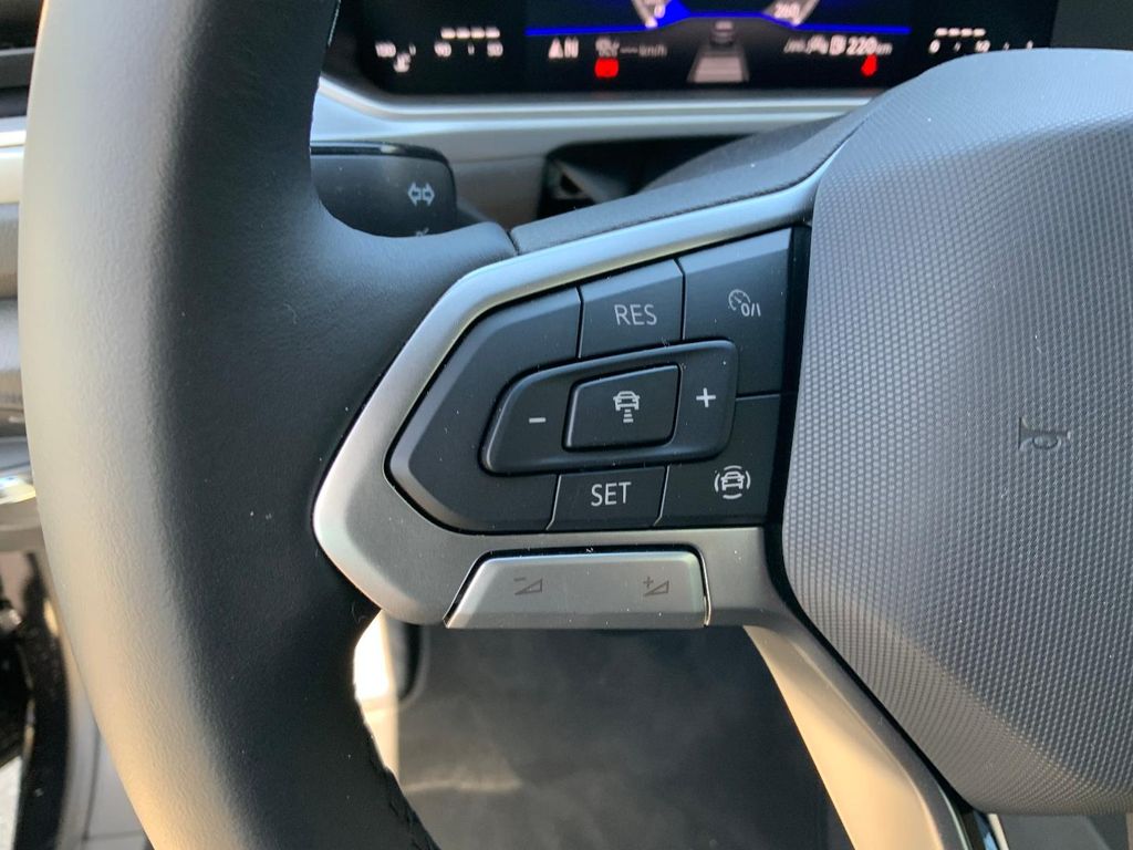 Volkswagen T-Roc 2024