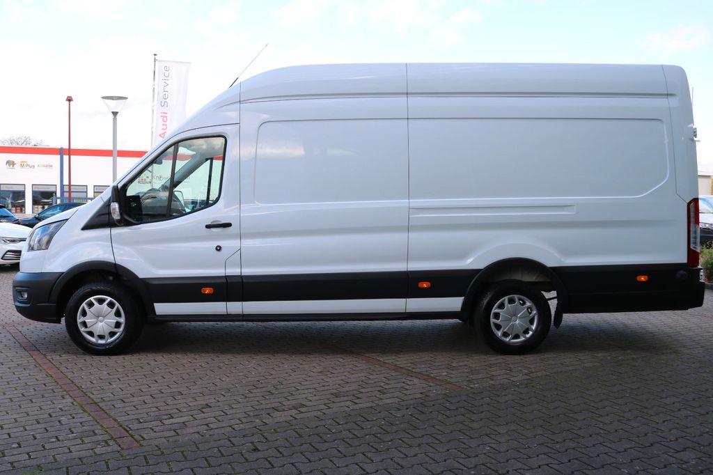 Ford Transit 2023