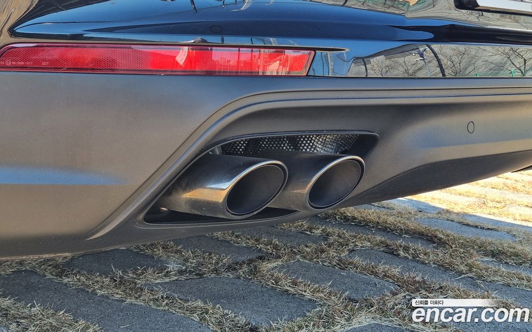 Porsche Panamera 2025