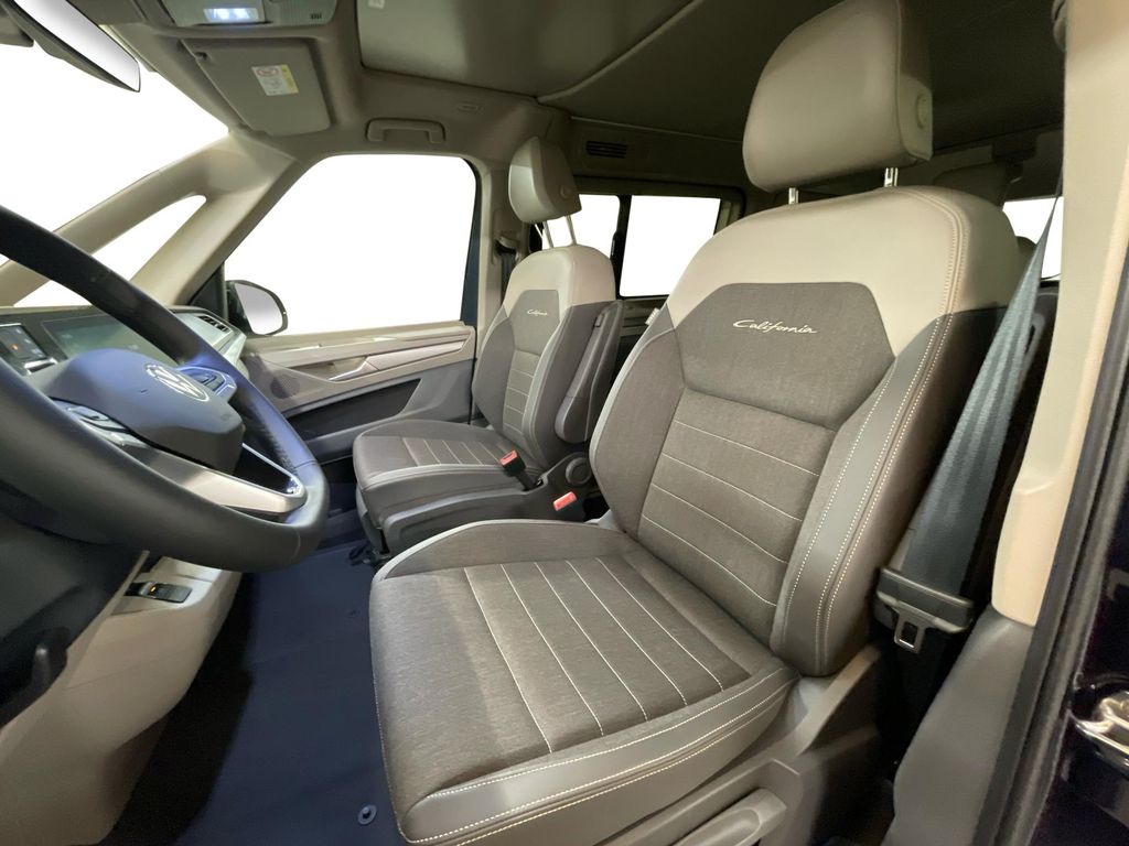 Volkswagen T7 California