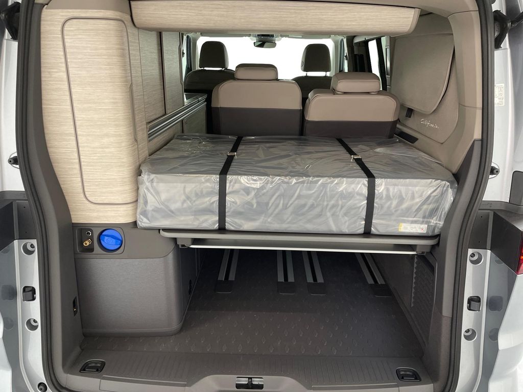 Volkswagen T7 California