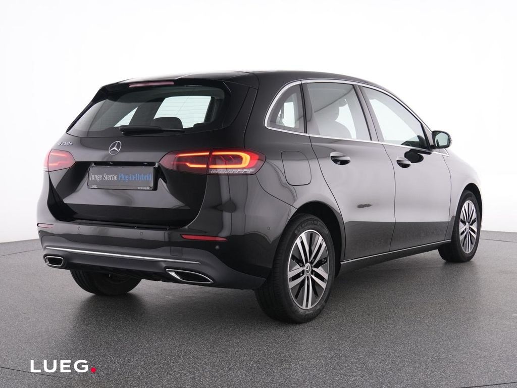 Mercedes-Benz B 250 2022