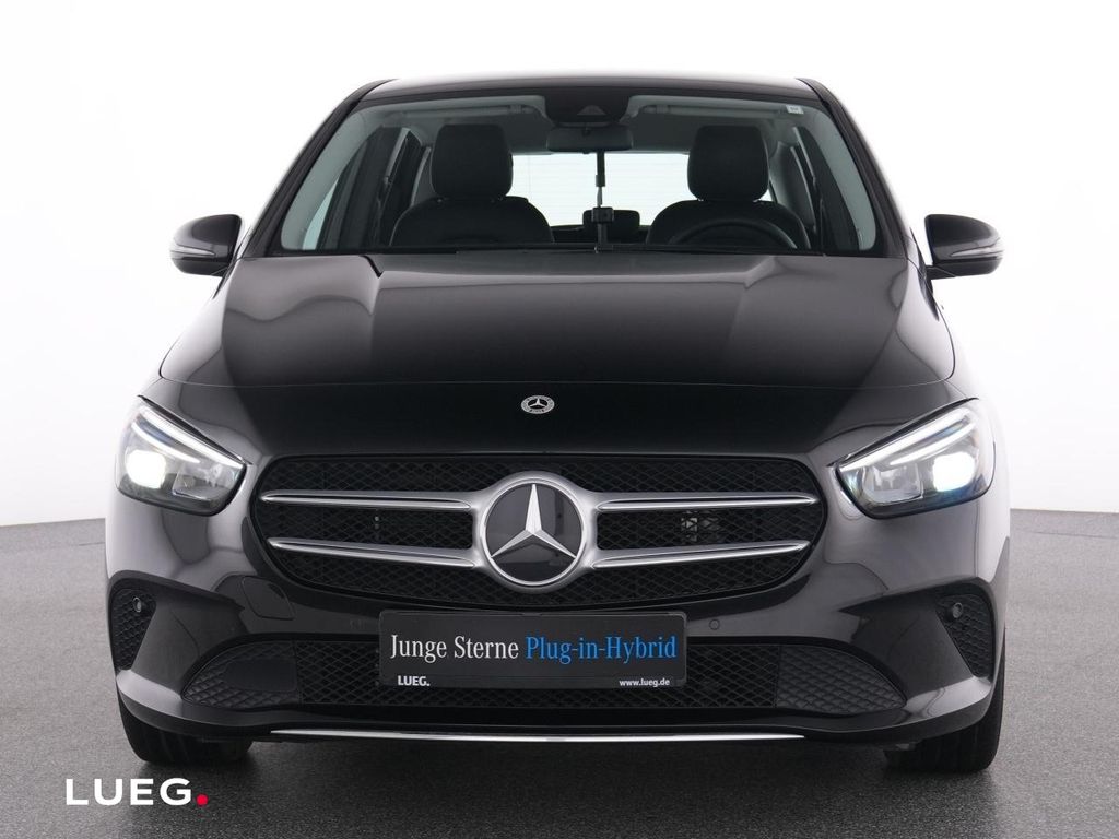 Mercedes-Benz B 250 2022