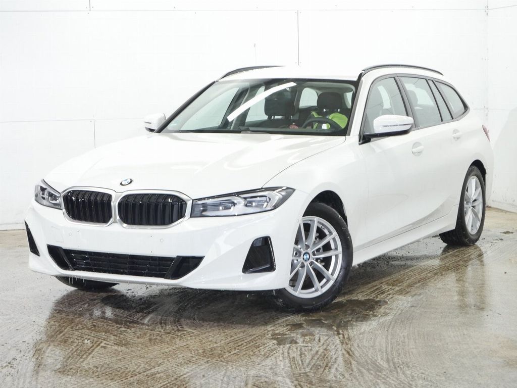 BMW 318 2025