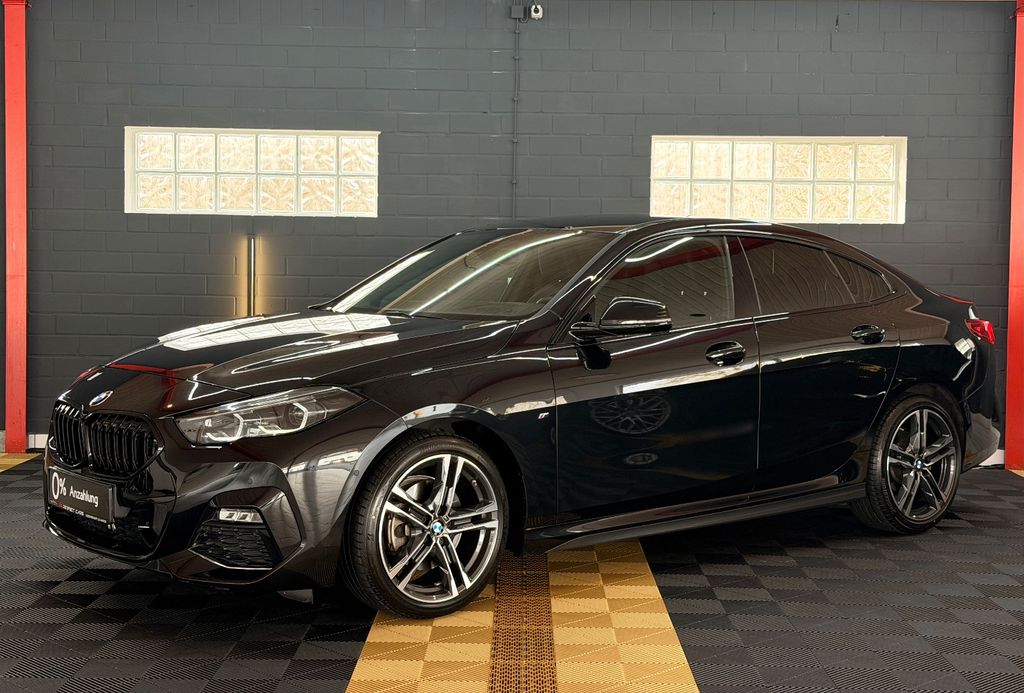 BMW 218 2024