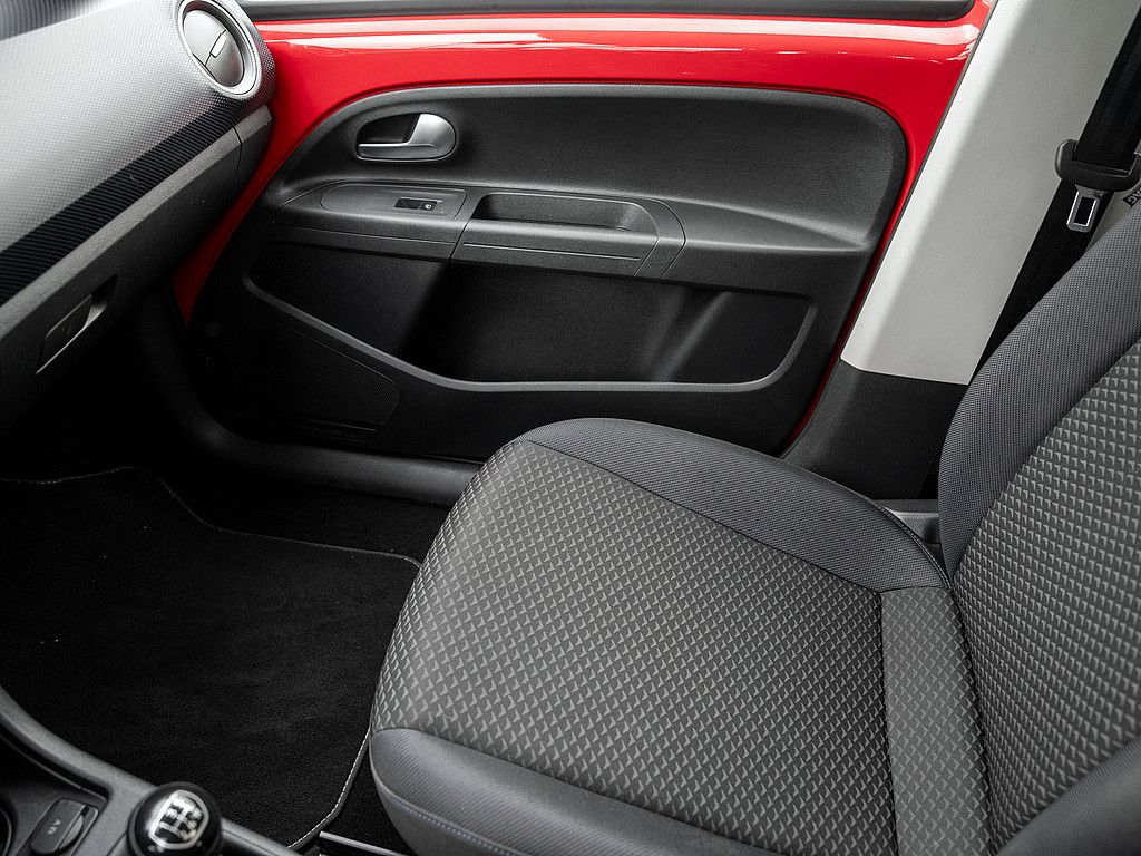 Volkswagen up! 2021