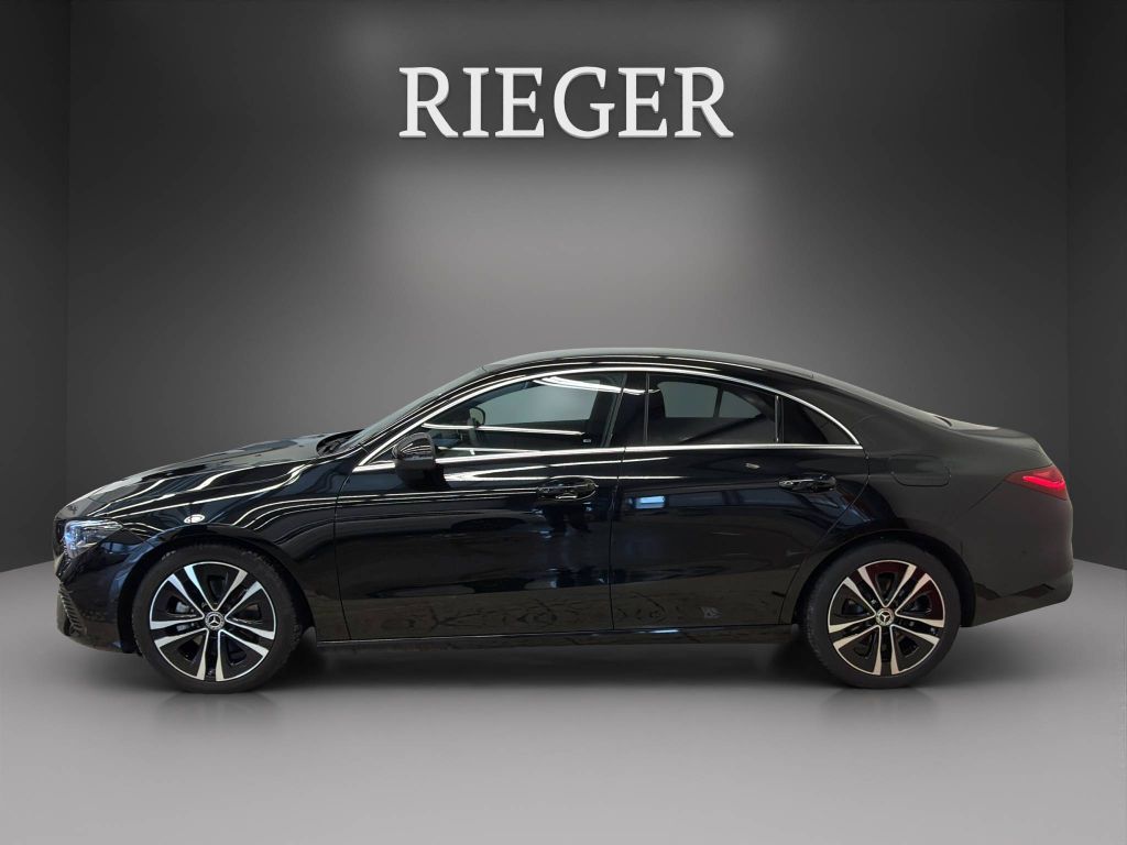 Mercedes-Benz CLA 200 2024