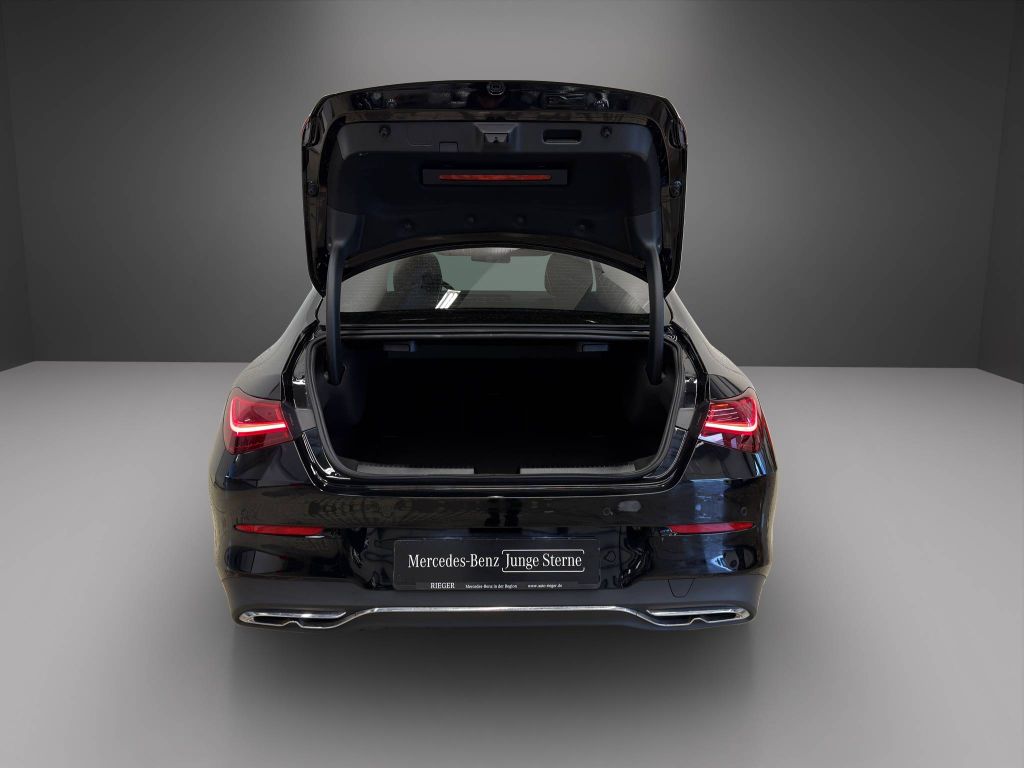 Mercedes-Benz CLA 200 2024