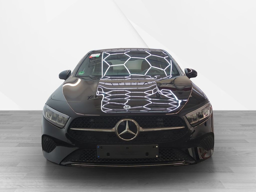Mercedes-Benz A 180 2024