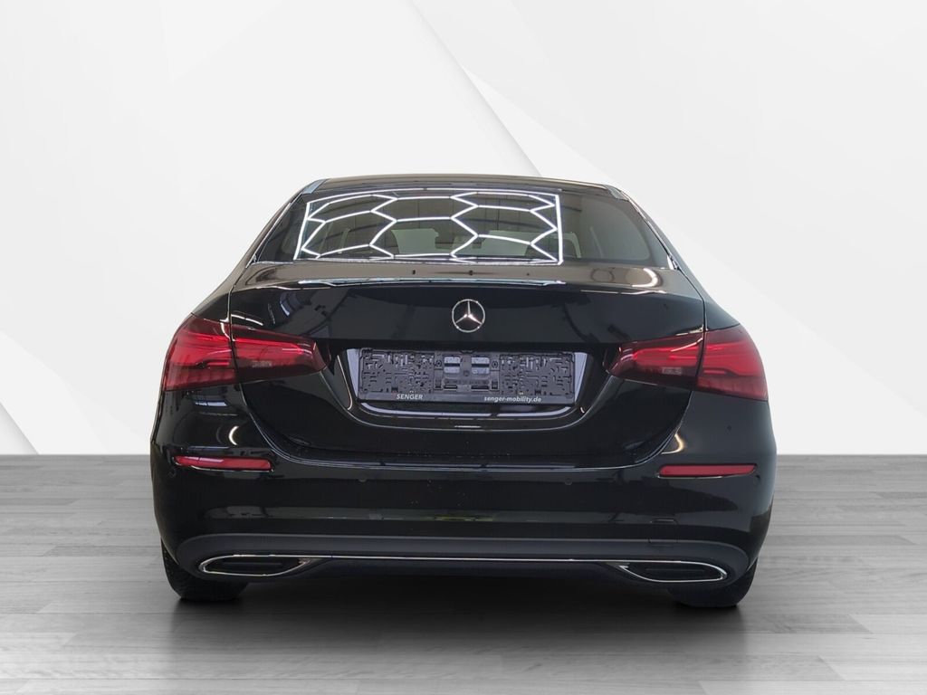 Mercedes-Benz A 180 2024
