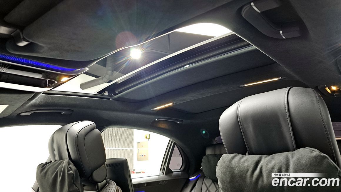 Mercedes-Benz S-Class 2021