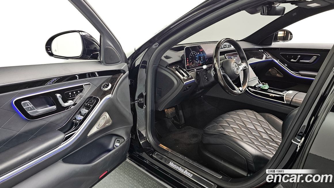 Mercedes-Benz S-Class 2021