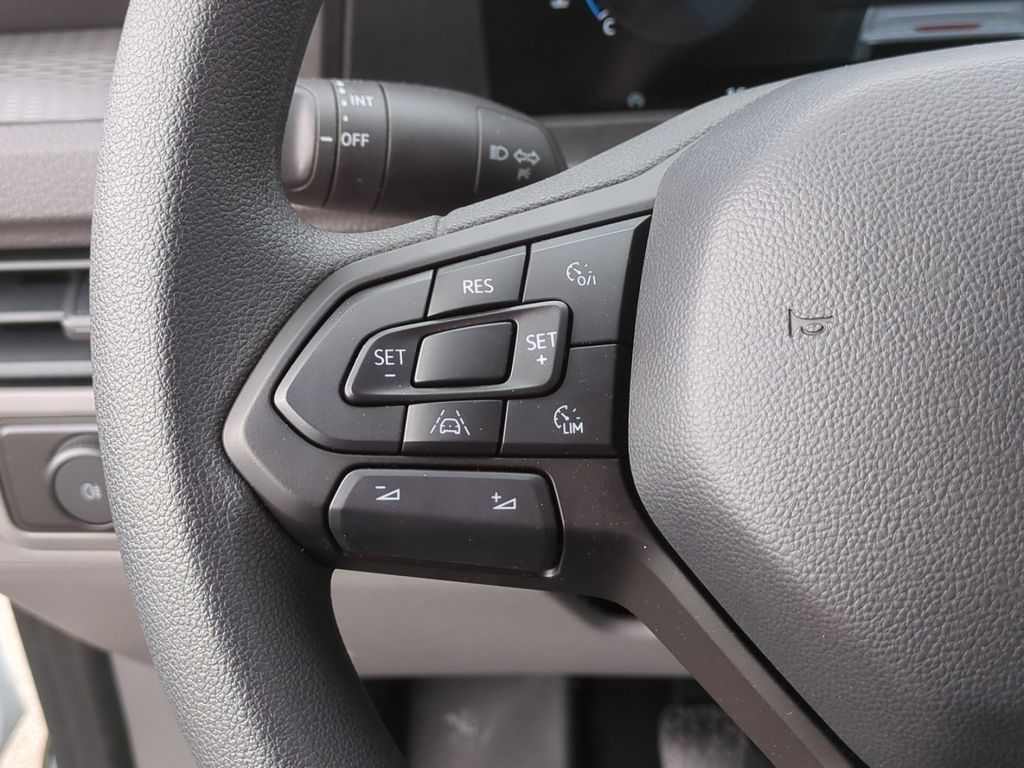 Volkswagen T7 Transporter