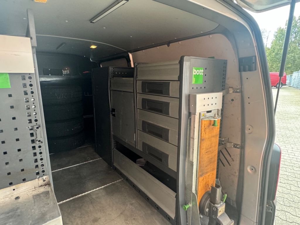Volkswagen T6 Transporter 2017