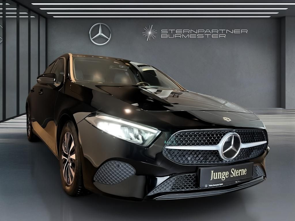 Mercedes-Benz A 180 2023