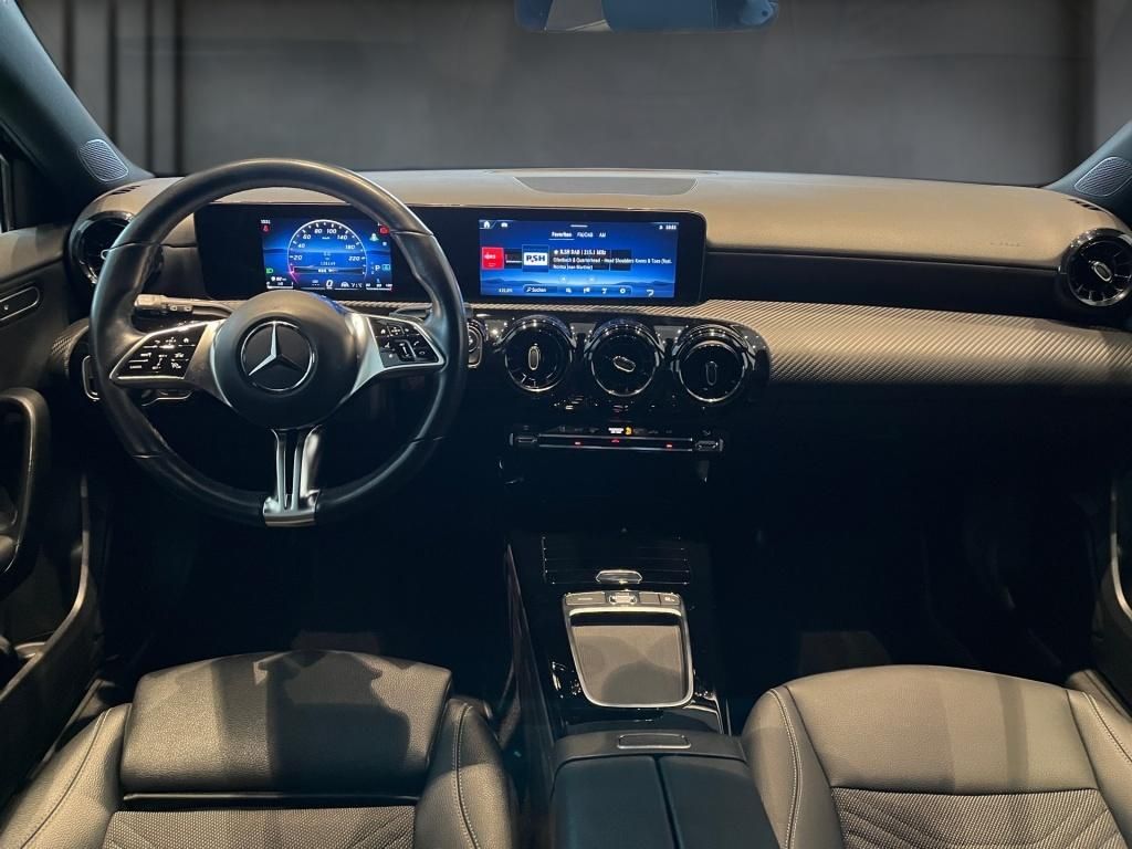 Mercedes-Benz A 180 2023