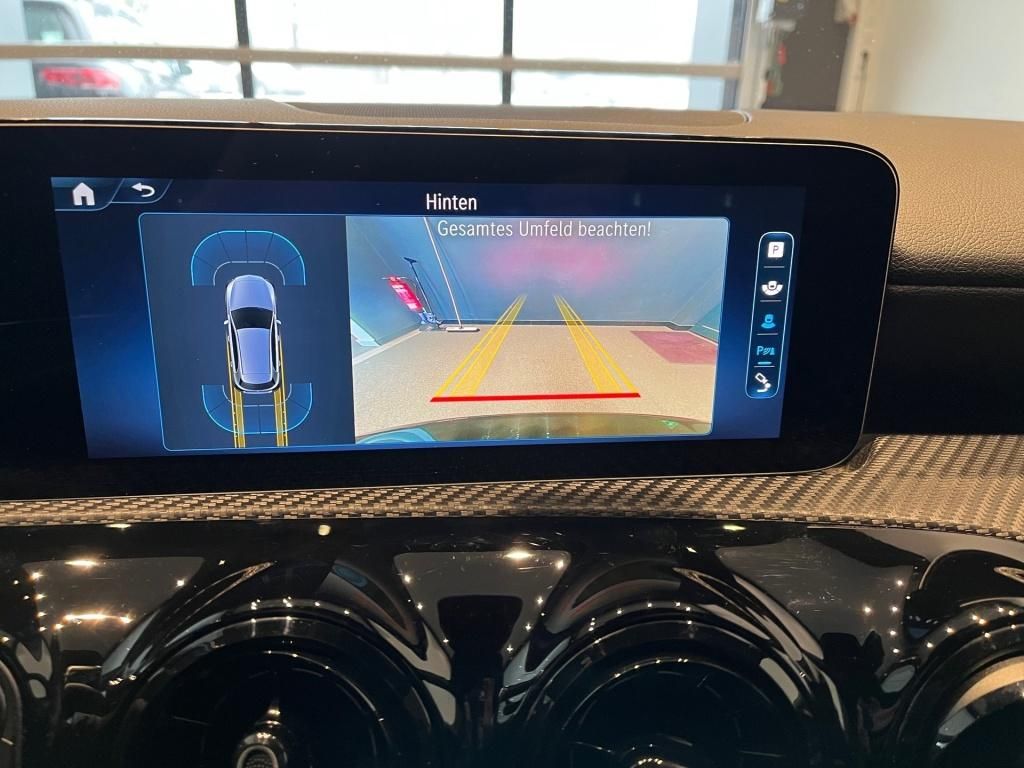 Mercedes-Benz A 180 2023