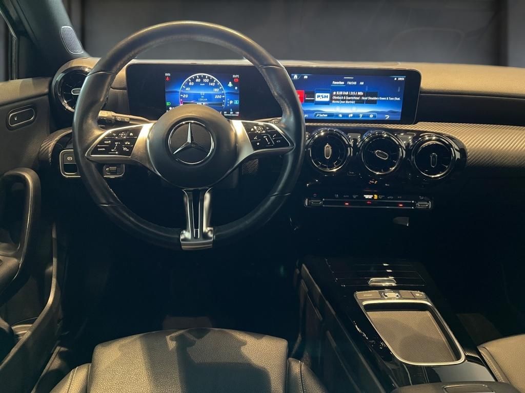 Mercedes-Benz A 180 2023