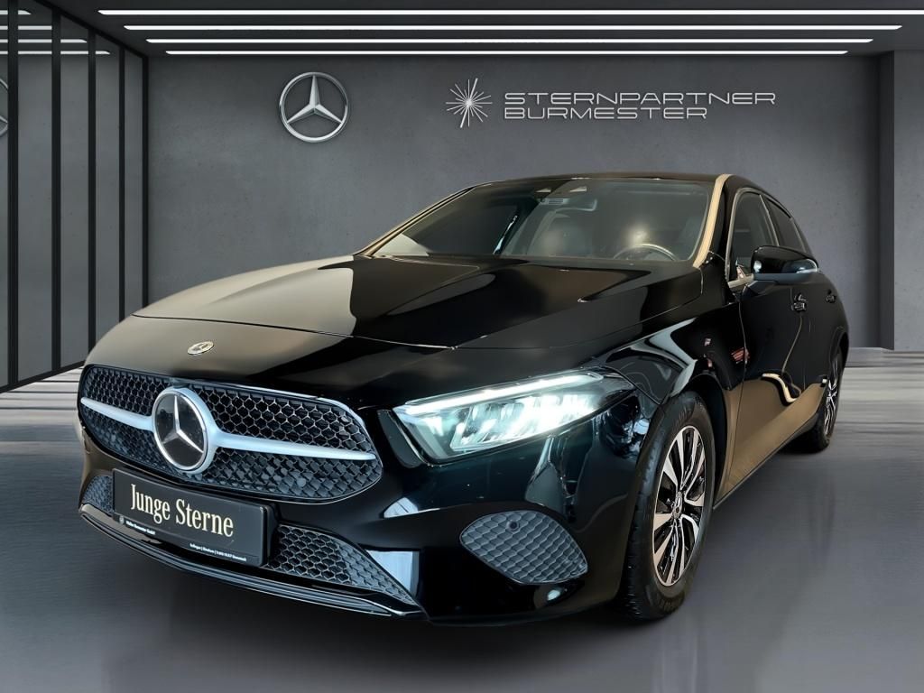 Mercedes-Benz A 180 2023