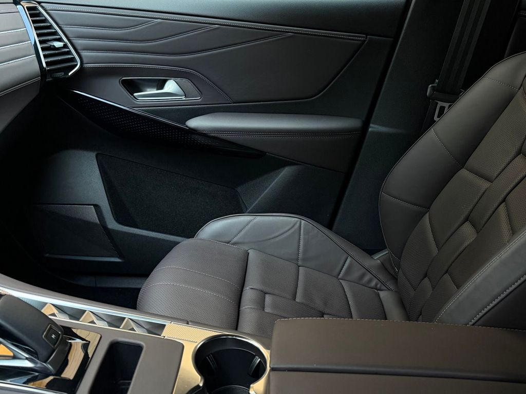 DS Automobiles DS7 (Crossback) 2024