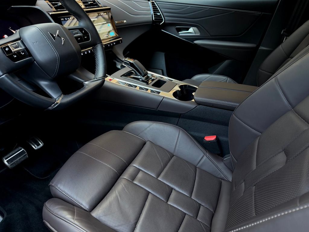 DS Automobiles DS7 (Crossback) 2024