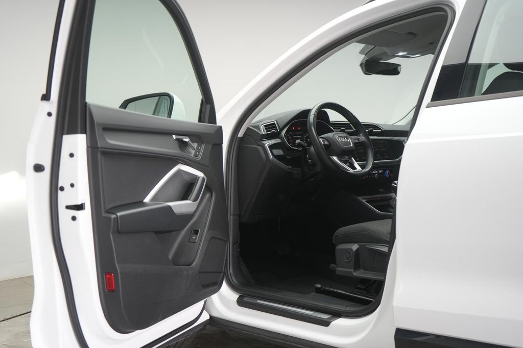 Audi Q3 2023