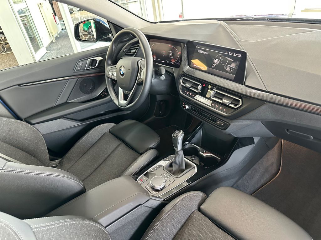 BMW 218 Gran Coupé 2024