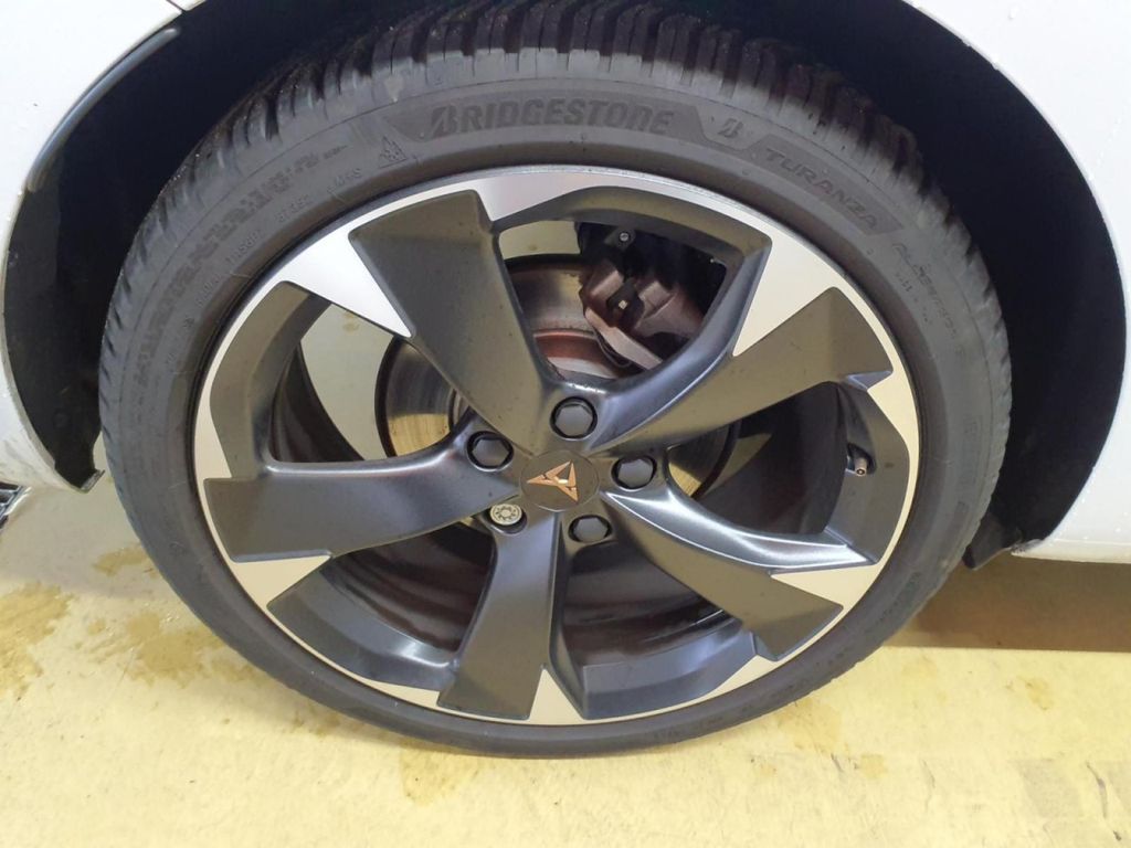 Cupra Leon 2025