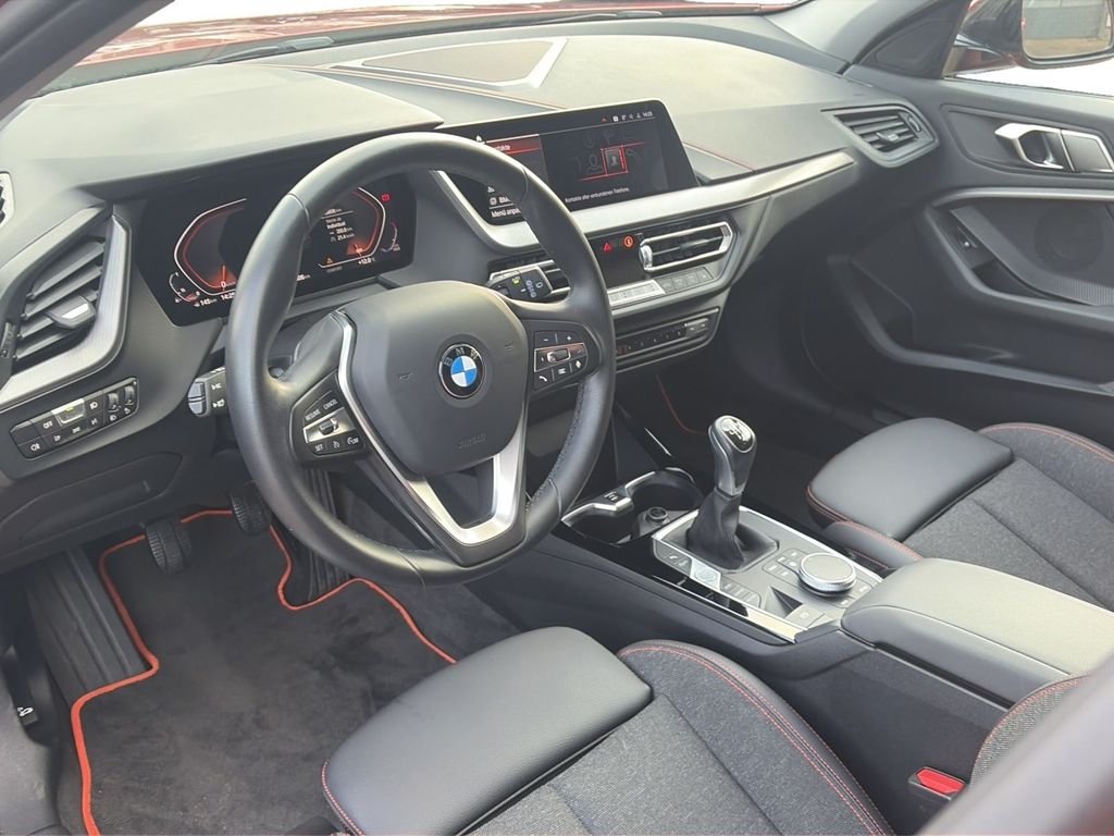 BMW 118 2022
