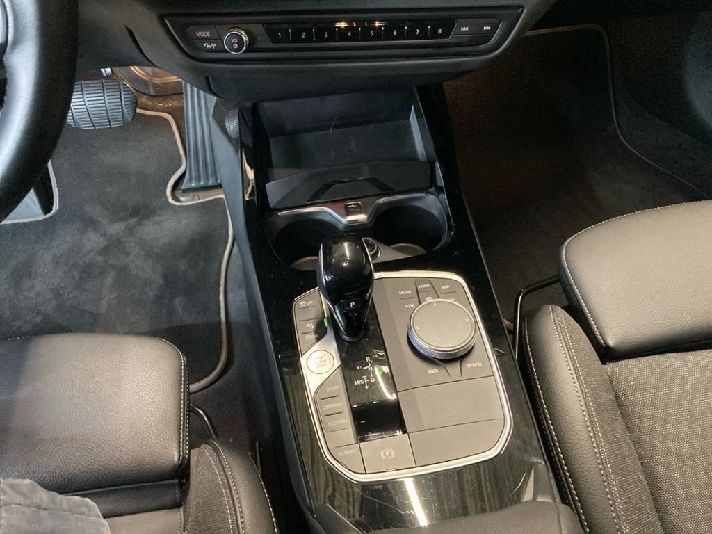 BMW 118 2022