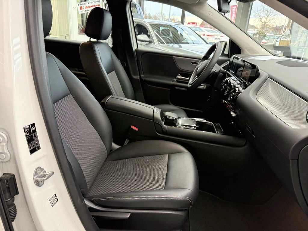 Mercedes-Benz B 250 2021