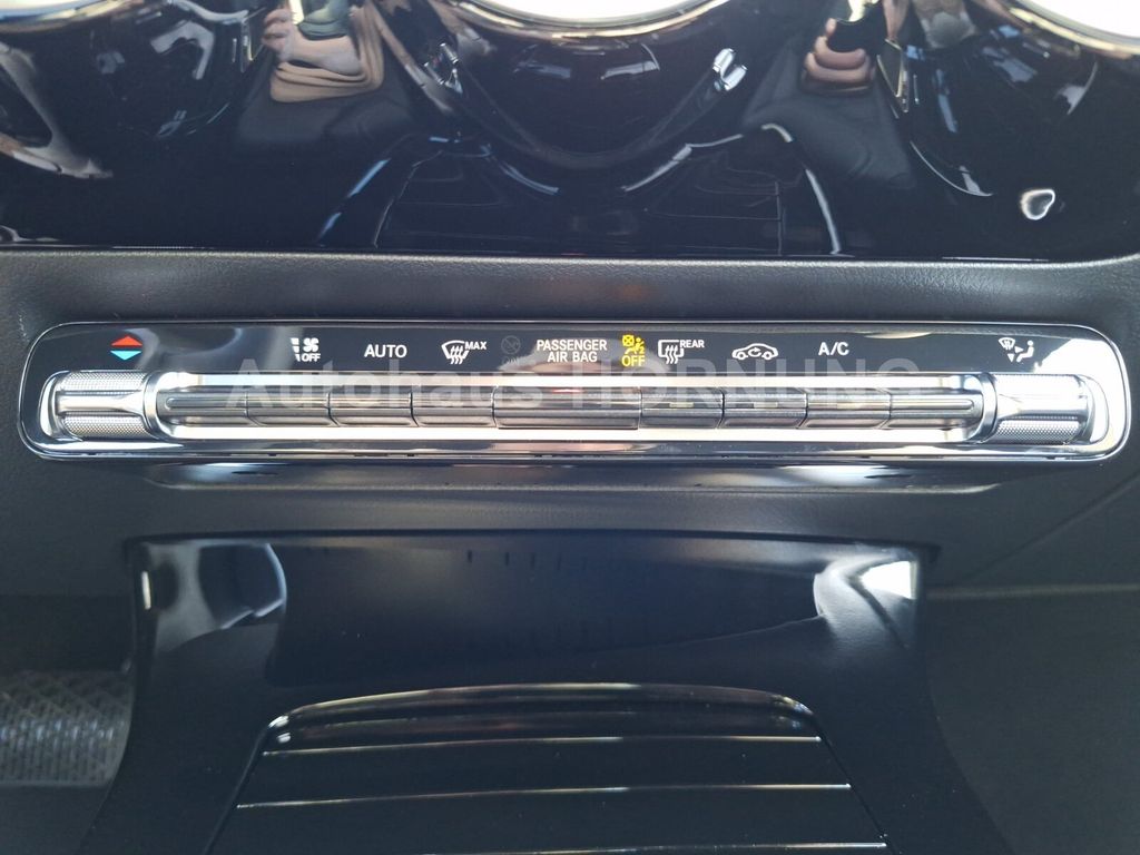 Mercedes-Benz CLA 180 2025