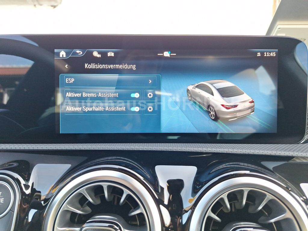 Mercedes-Benz CLA 180 2025