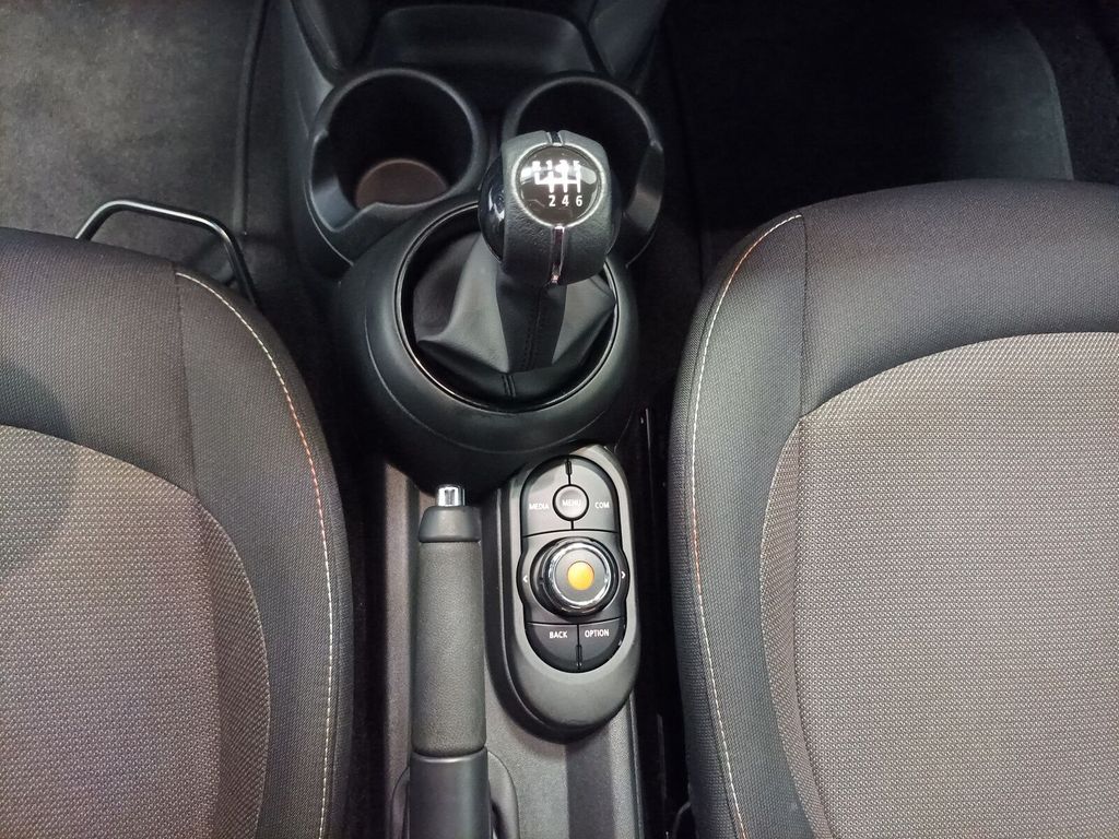 MINI One Cabrio 2022