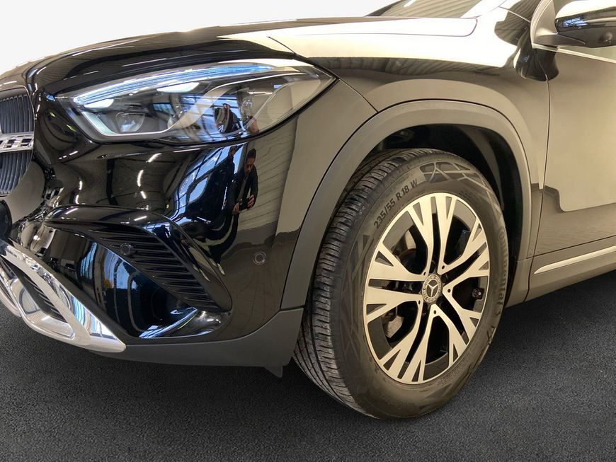 Mercedes-Benz GLA 200 2024