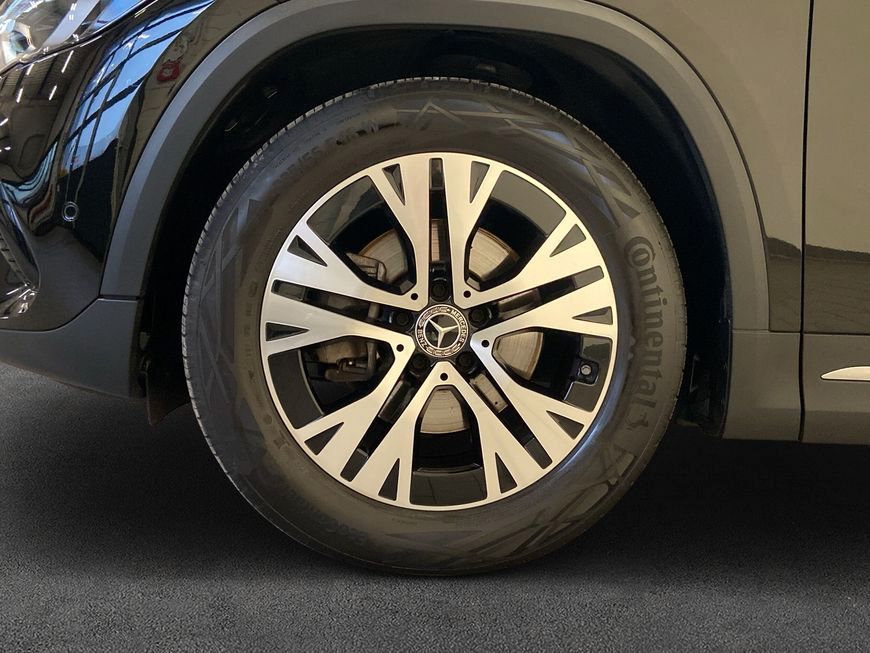 Mercedes-Benz GLA 200 2024