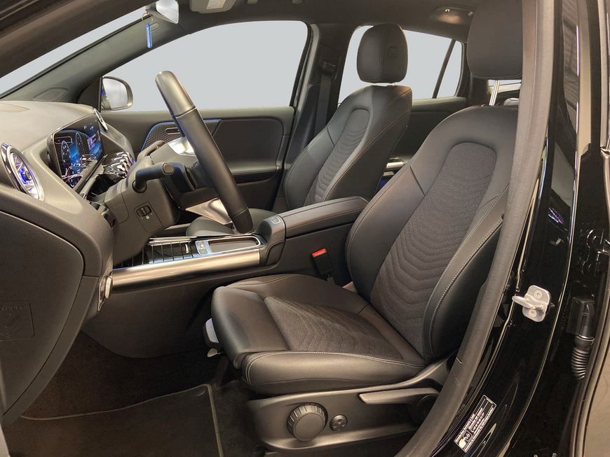 Mercedes-Benz GLA 200 2024