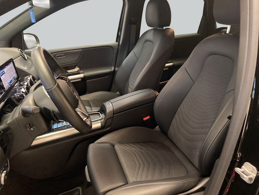 Mercedes-Benz B 200 2024