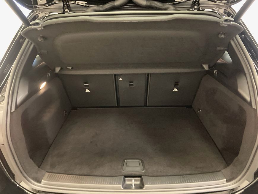 Mercedes-Benz B 200 2024