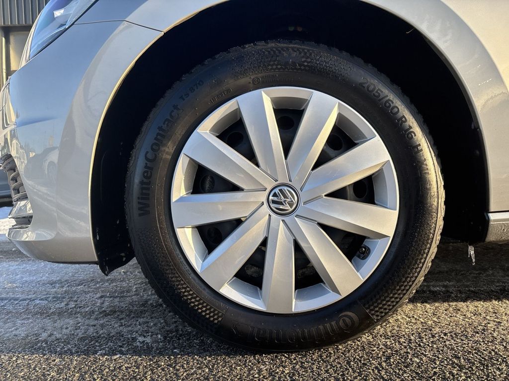 Volkswagen Touran 2023