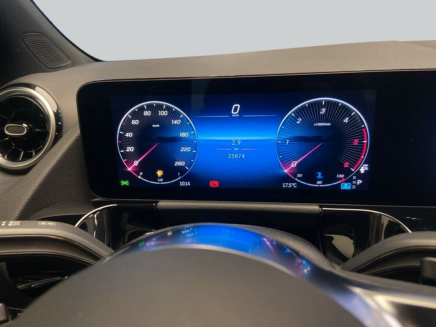 Mercedes-Benz B 200 2024