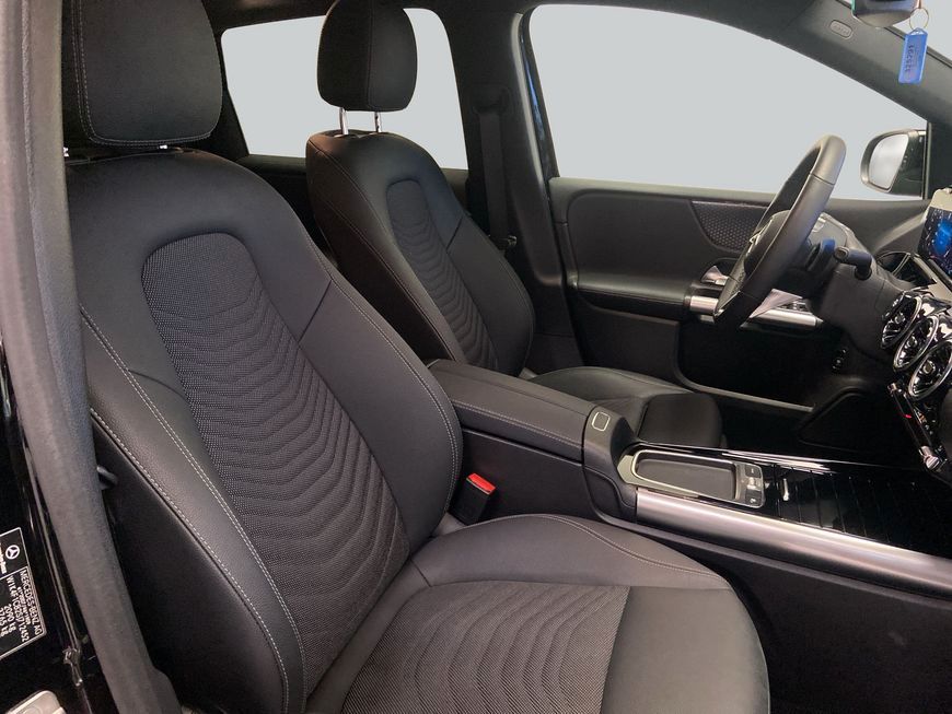 Mercedes-Benz B 200 2024