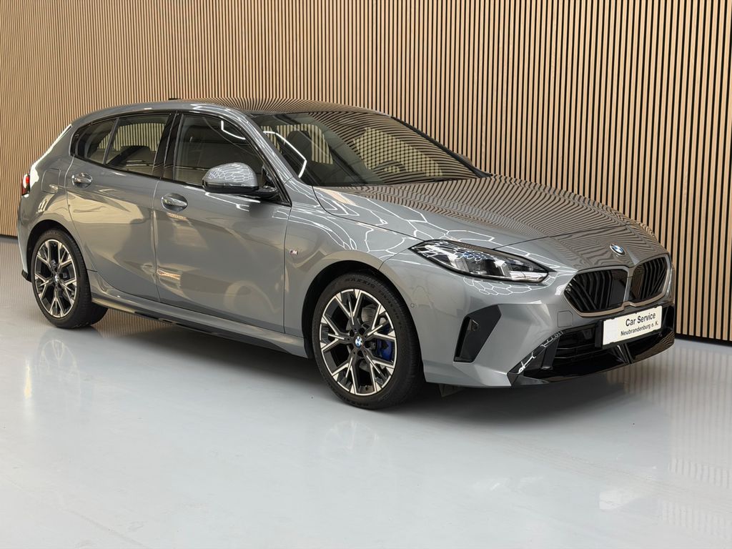 BMW 118 2024