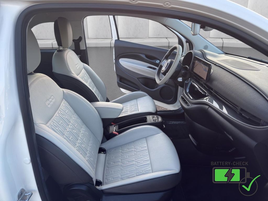 Fiat 500e 2023