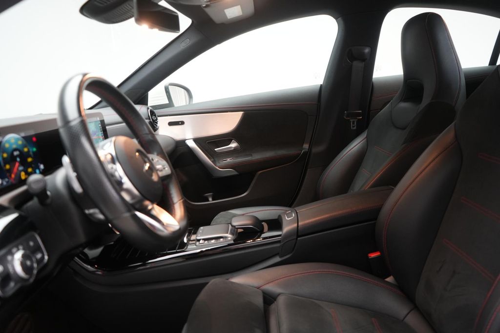 Mercedes-Benz CLA 200 2020